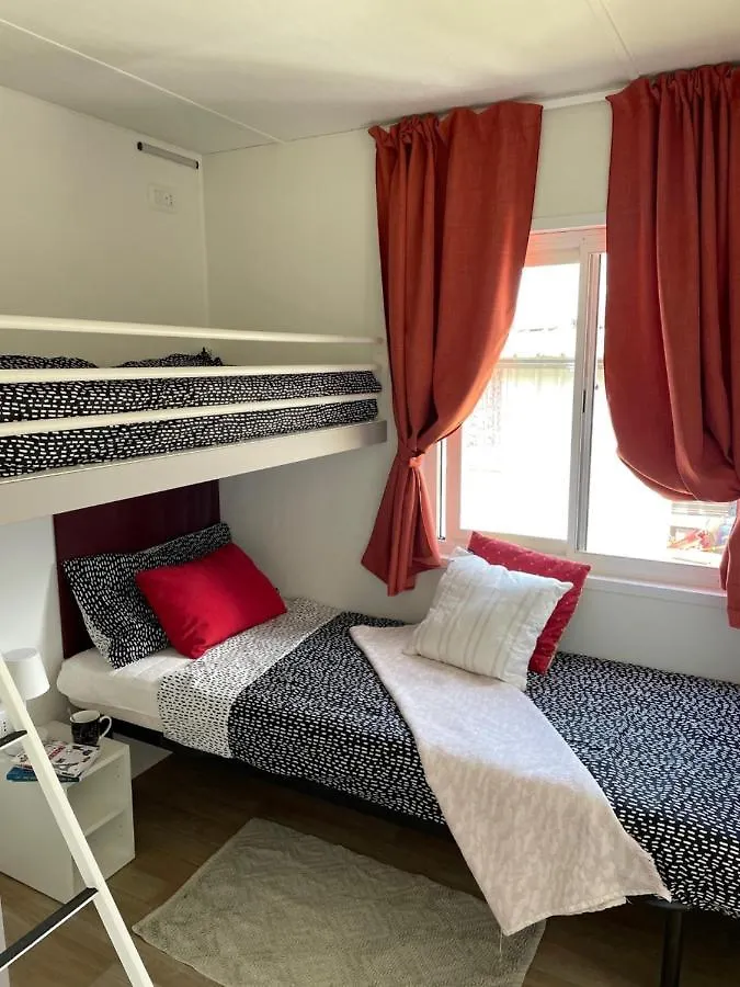 Bungalow Lido Colico 0*,